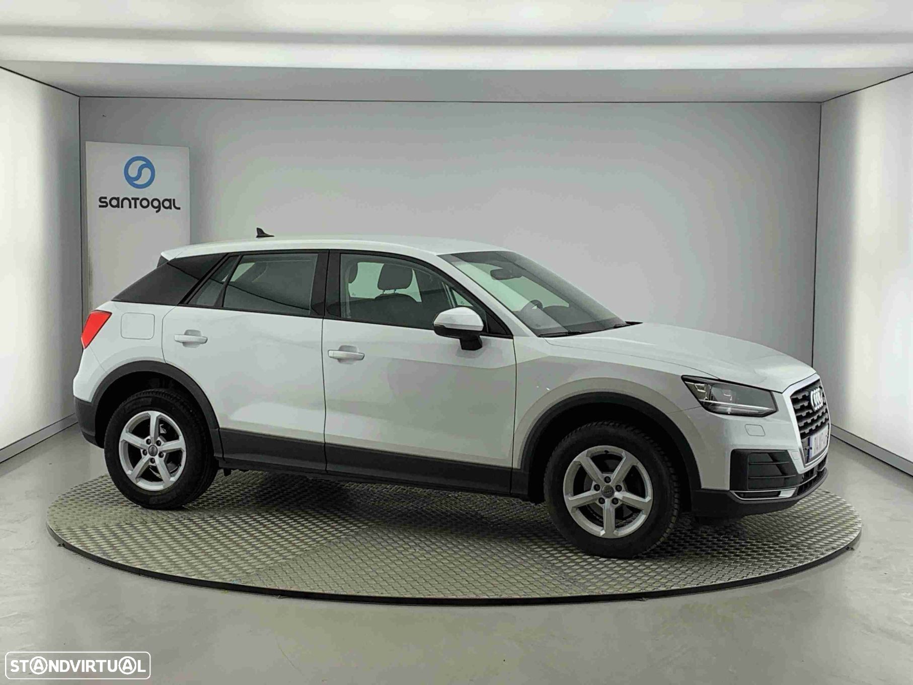 Audi Q2 30 TFSI - 1