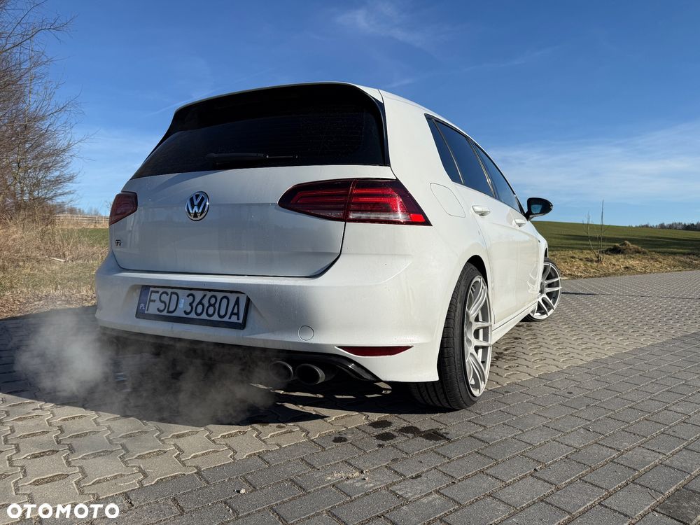 Volkswagen Golf - 5