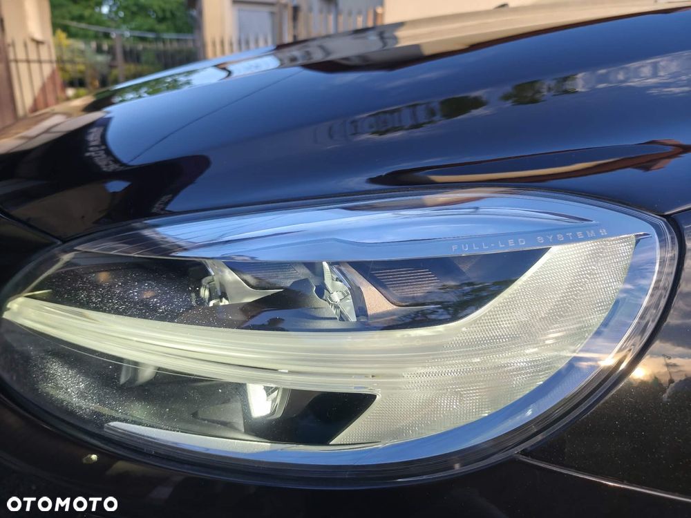 Volvo V40 T3 Geartronic RDesign - 14