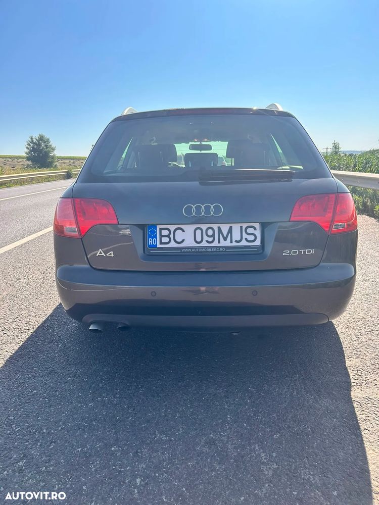 Audi A4 Limuzina - 6