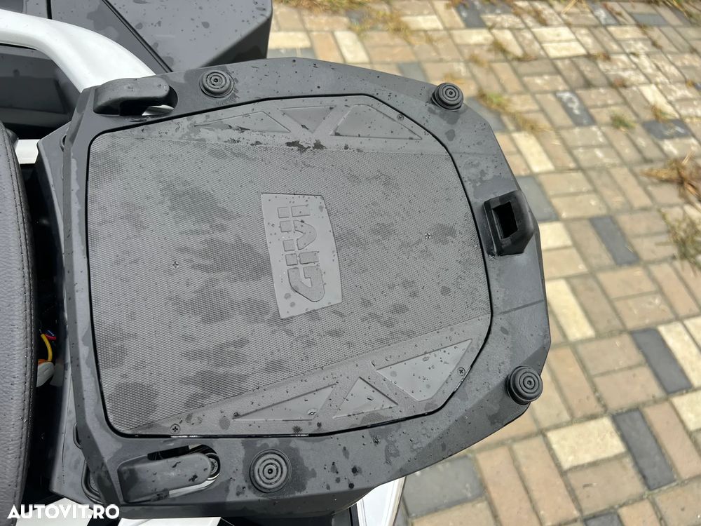 BMW R1250RT - 12