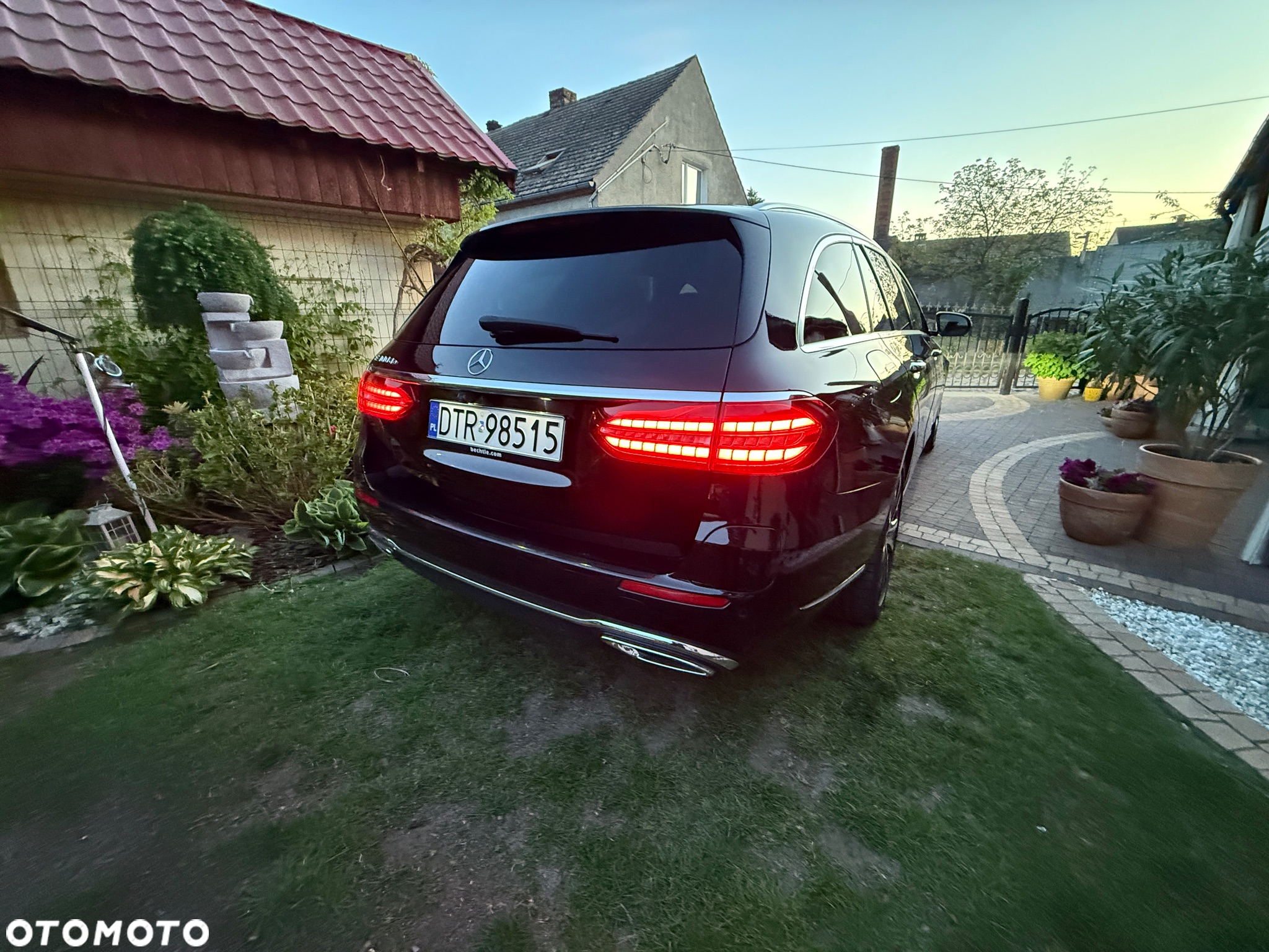 Mercedes-Benz Klasa E - 23