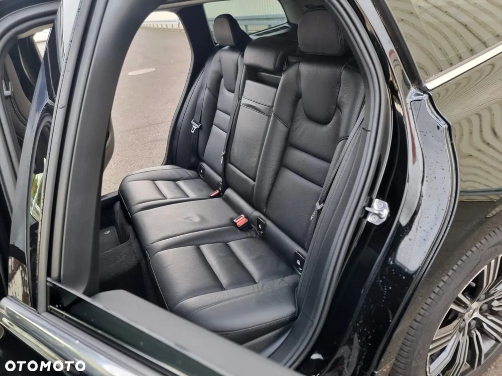 Volvo V60 D4 Inscription - 35
