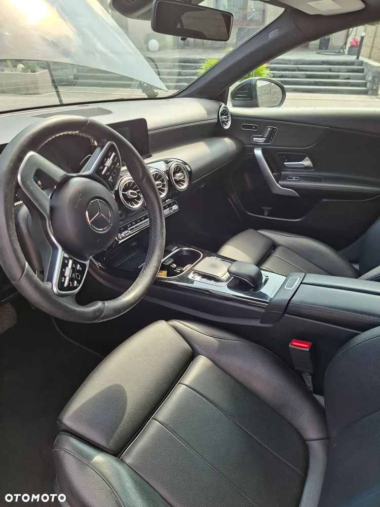Mercedes-Benz Klasa A 220 7G-DCT AMG Line - 13