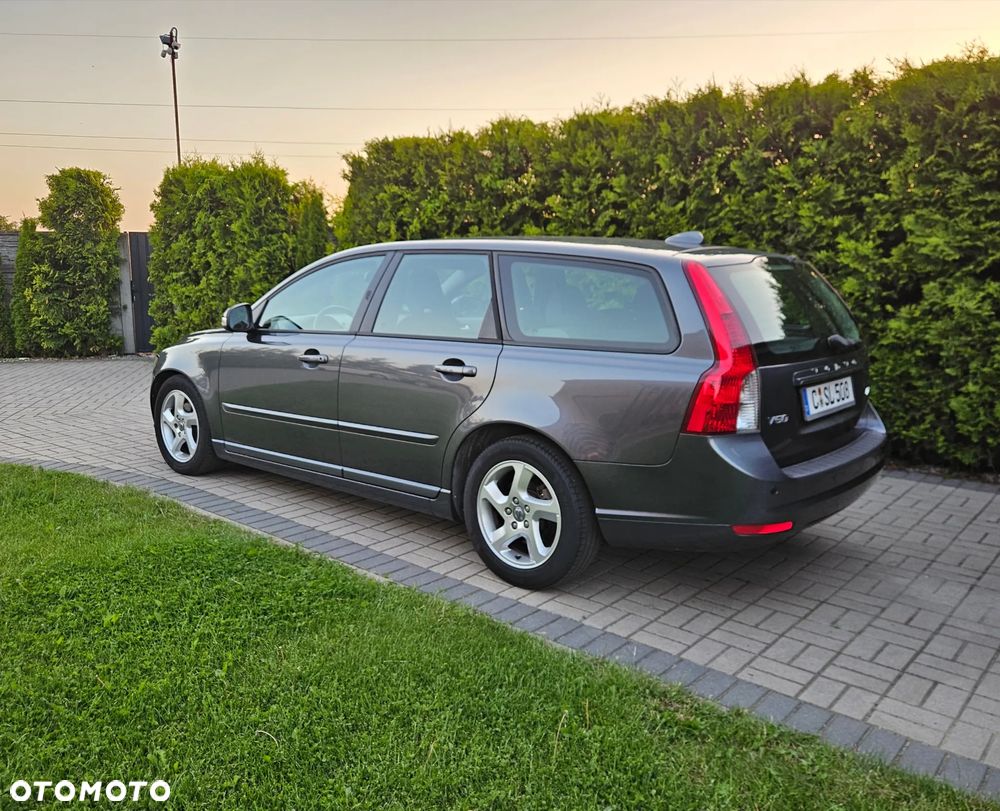 Volvo V50 DPF D2 Summum - 8