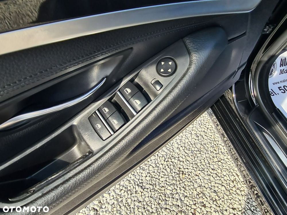 BMW Seria 5 - 30