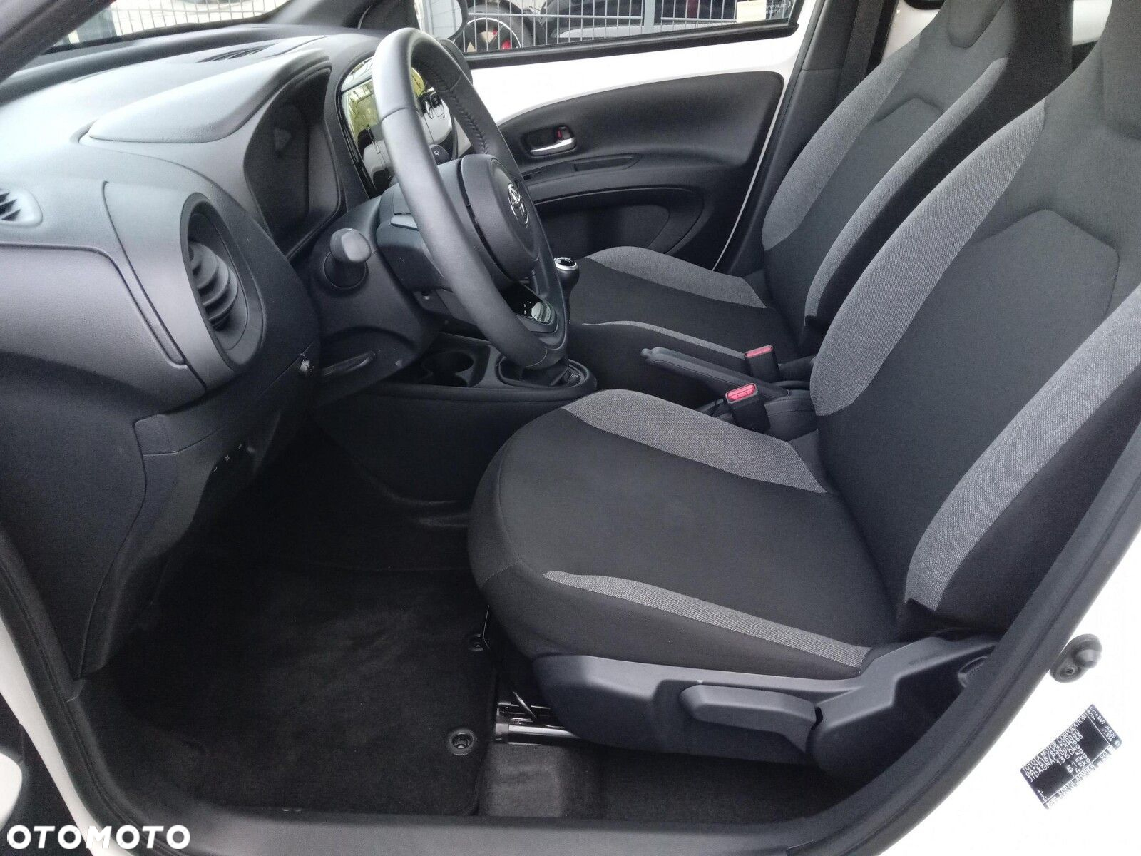 Toyota Aygo X - 14