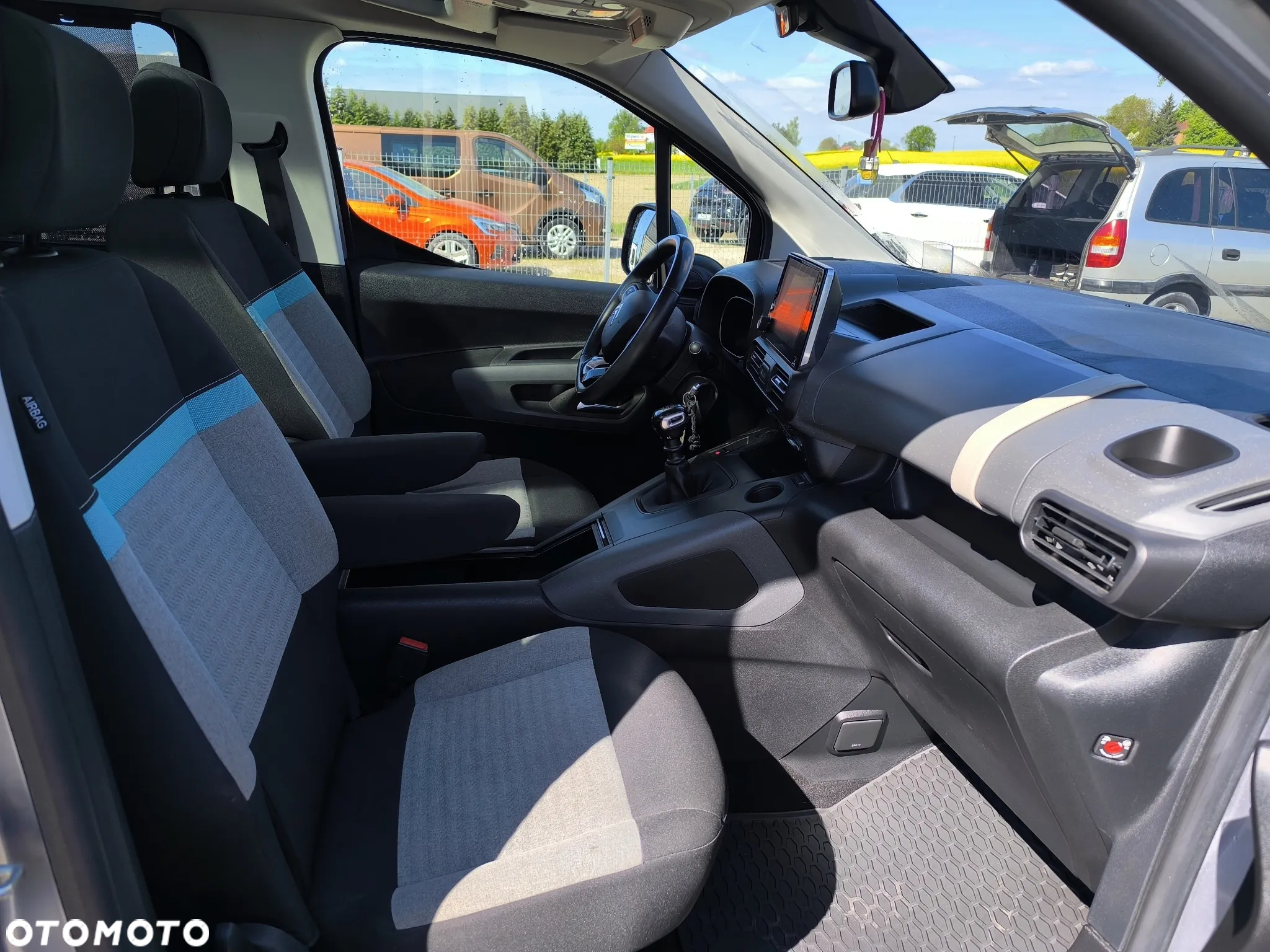 Citroën Berlingo M 1.2 PureTech Shine S&S - 11