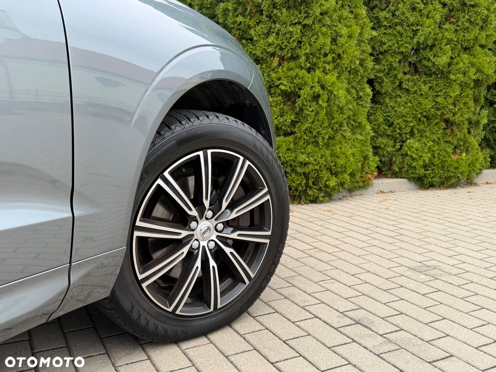 Volvo XC 60 D4 Momentum - 38