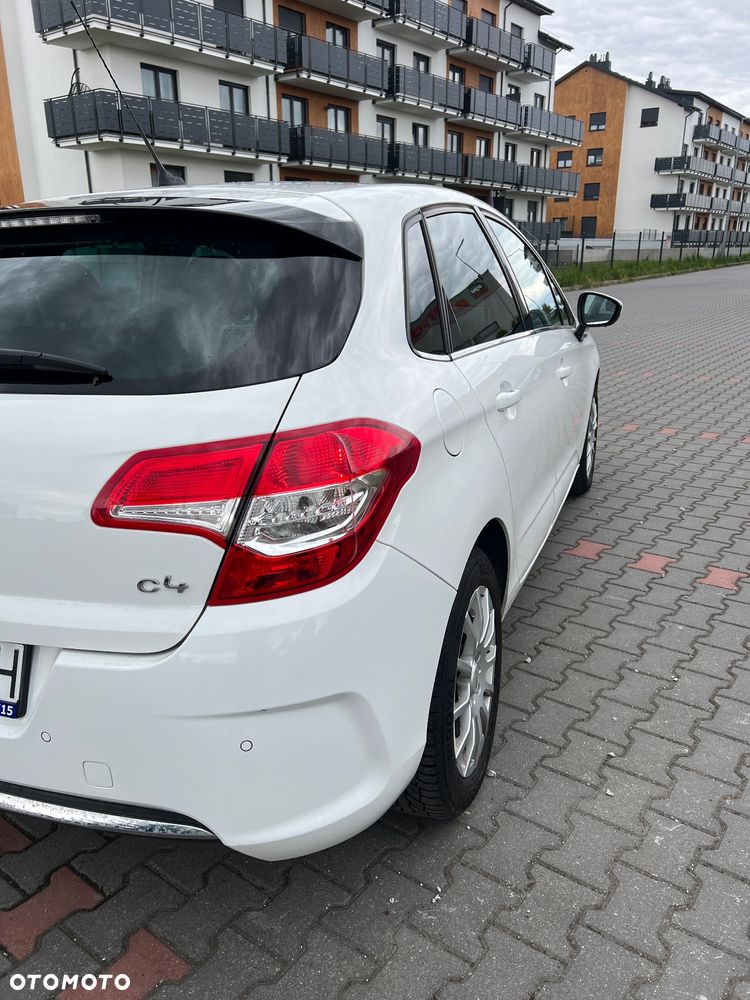Citroën C4 1.6 HDi Exclusive - 8