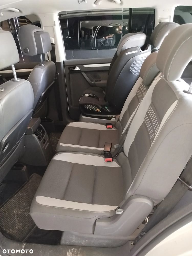 Volkswagen Touran 1.4 TSI Highline - 6
