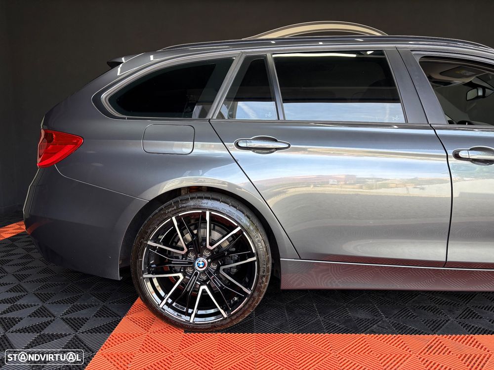 BMW 320 d xDrive Aut. Sport Line - 24
