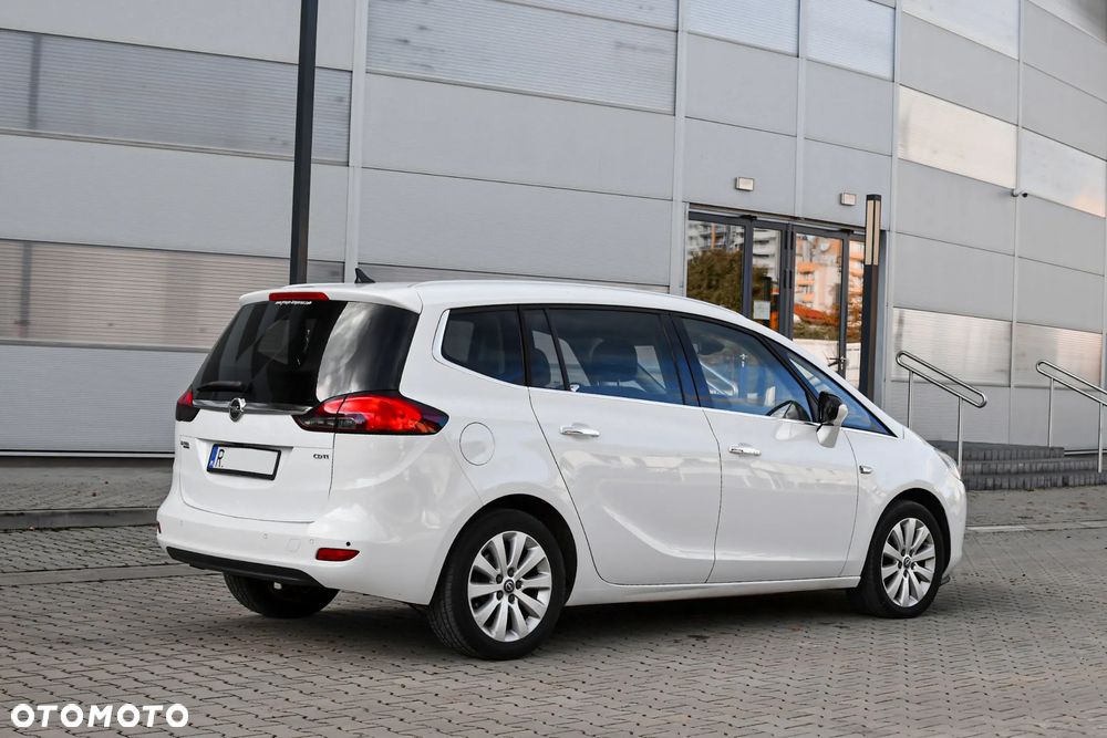 Opel Zafira 2.0 CDTI Cosmo - 4