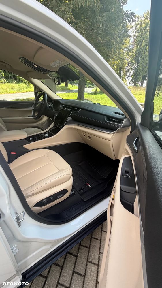 Jeep Grand Cherokee - 6