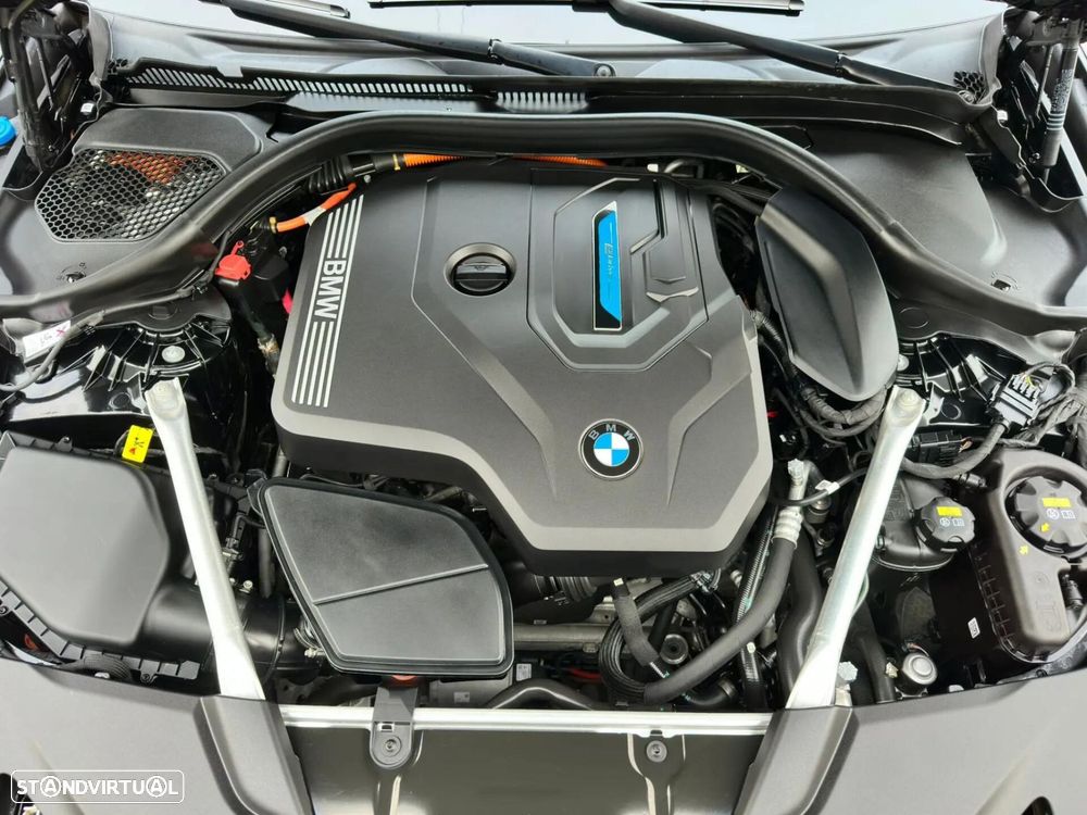 BMW 530 Gran Turismo - 25