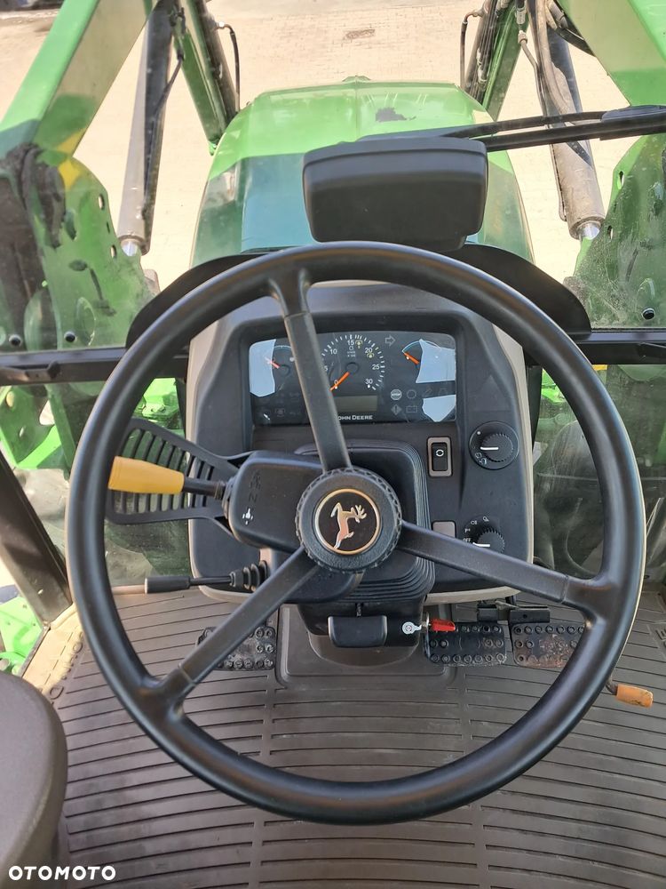 John Deere 5100M - 17