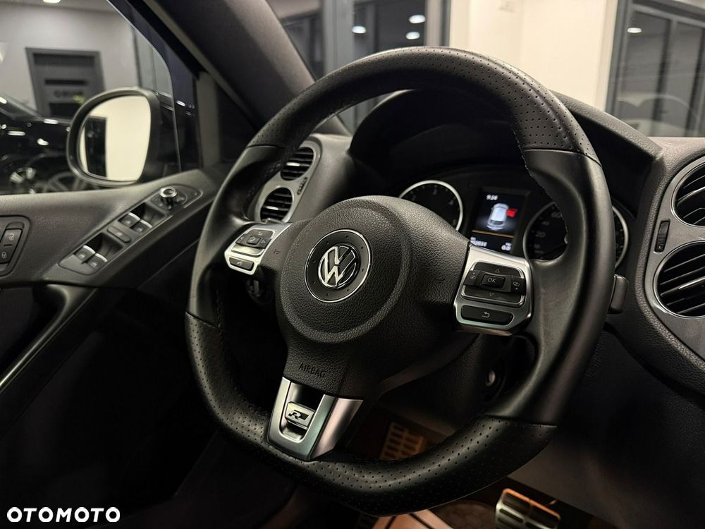 Volkswagen Tiguan 2.0 TDI 4Mot Perfectline R-Style DSG - 30