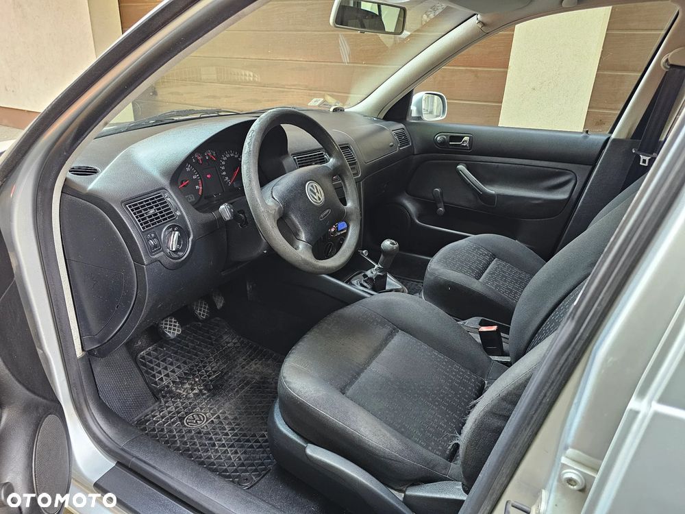 Volkswagen Golf 1.6 Basis - 8