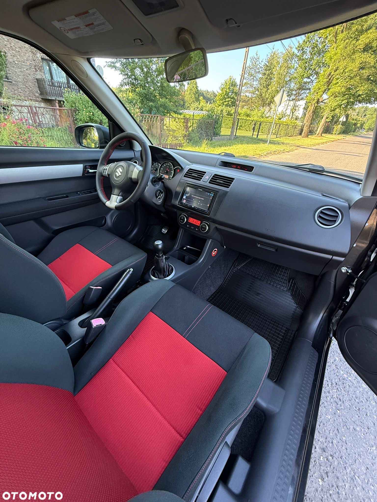 Suzuki Swift 1.6 Sport - 22