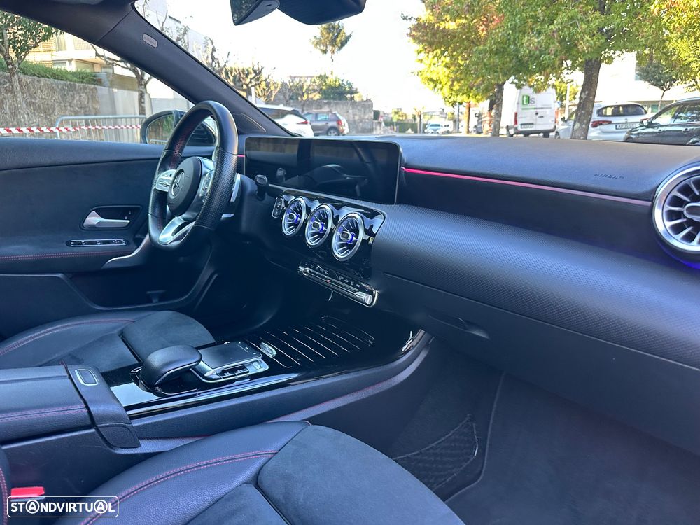Mercedes-Benz A 180 7G-DCT AMG Line - 57