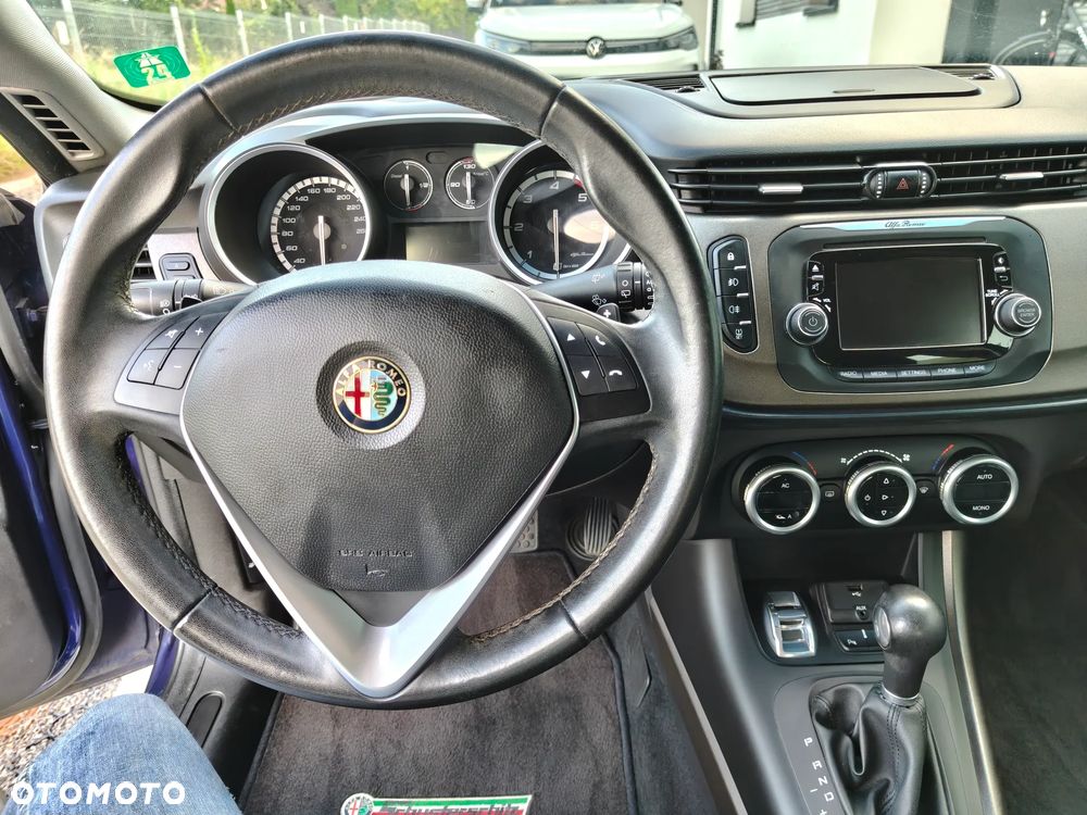Alfa Romeo Giulietta 2.0 JTDM Exclusive TCT - 13