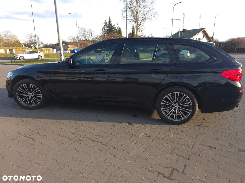 BMW Seria 5 520d xDrive Sport Line sport - 20