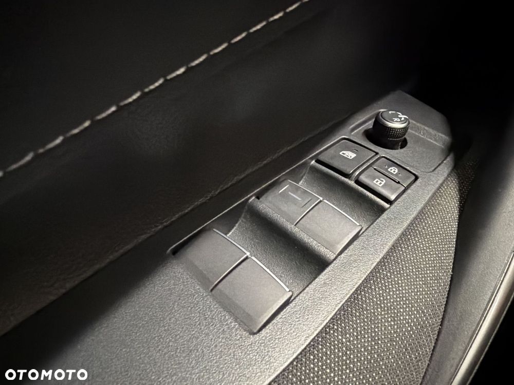 Toyota Corolla 1.8 Hybrid Comfort - 20
