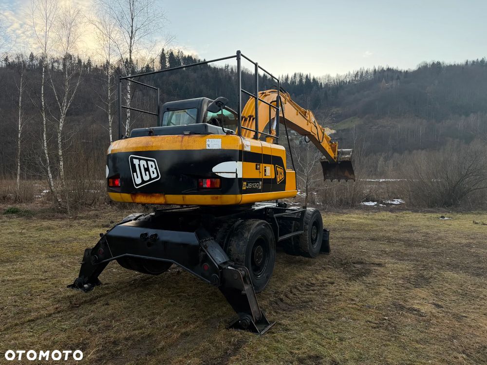 JCB JS130W Koparka Kołowa 13ton z Łapami podporami Hydr.! Najlepszy niezawodny Silnik ISUZU 105 KM. Długie ramię PLUS. Sprowadzona z Norwegii Pracowała przy śmieciach! ZADBANA bez luzów i wycieków! KLIMA. Zamki na tłokach. Potężna moc! Okazja TANIO! - 2