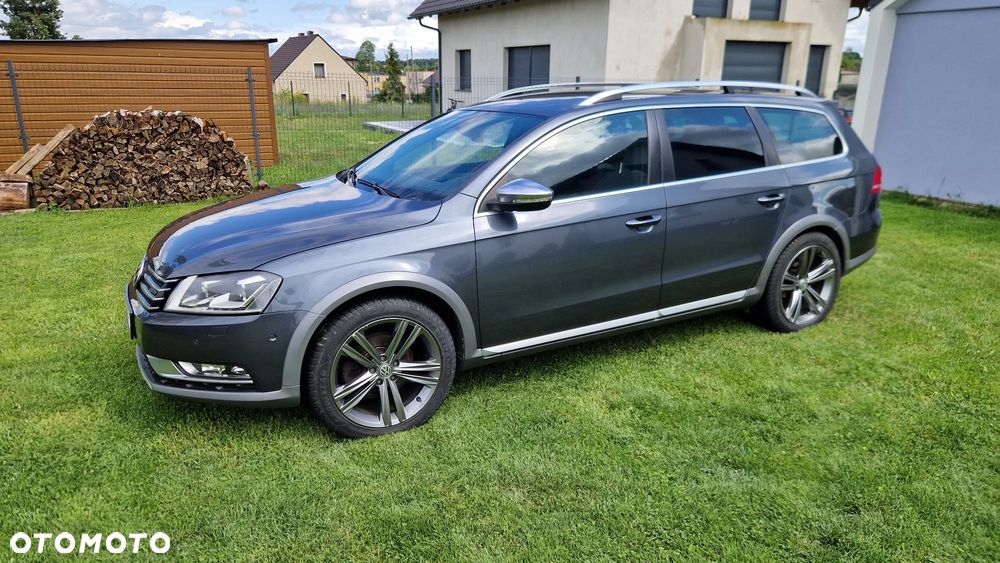 Volkswagen Passat 2.0 TDI 4Motion DSG BlueMotion Tech Highline - 12