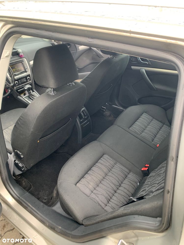 Skoda Octavia 1.6 TDI DPF DSG Classic - 8