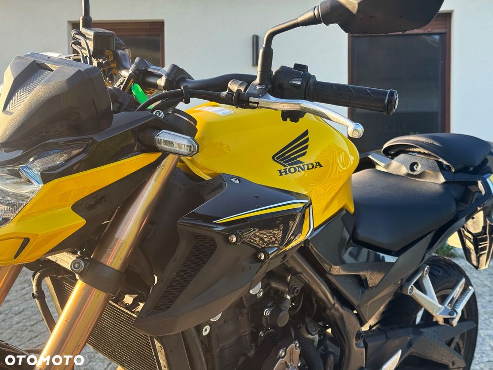 Honda CB - 23