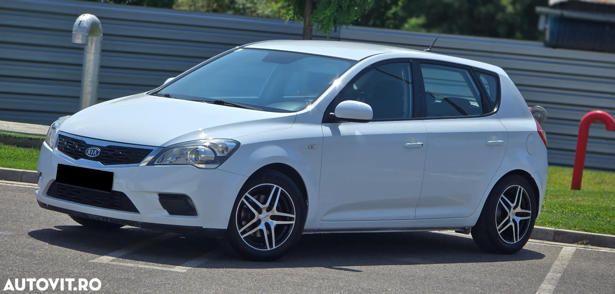 Kia Ceed - 3