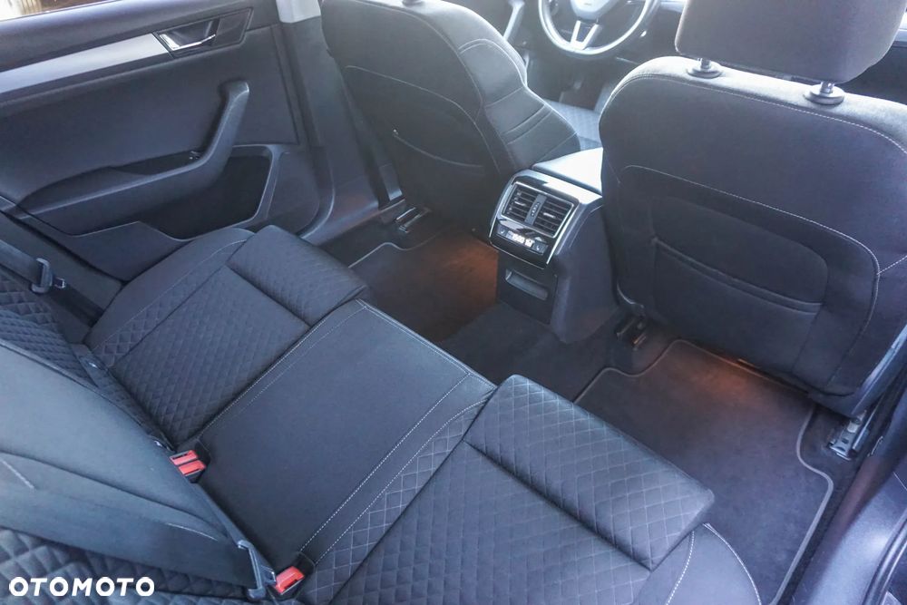 Skoda Superb 2.0 TDI 4x4 Style DSG - 35