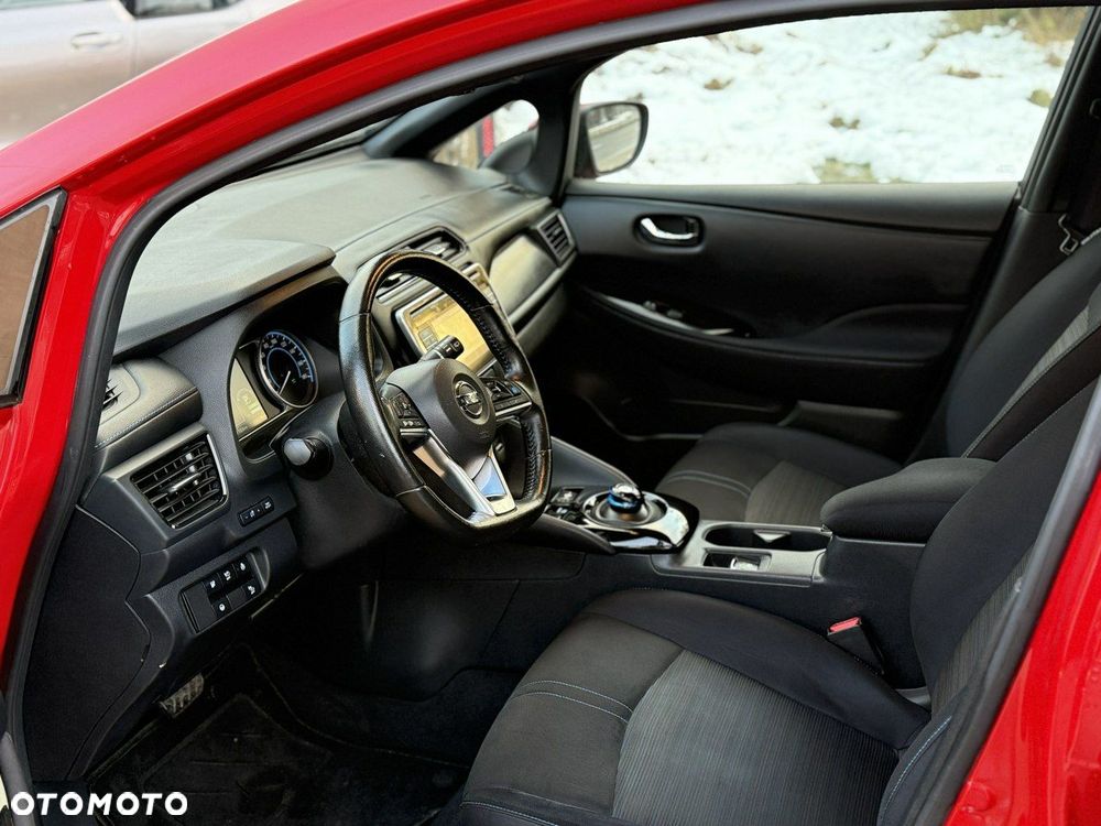 Nissan Leaf 40kWh N-Connecta - 9