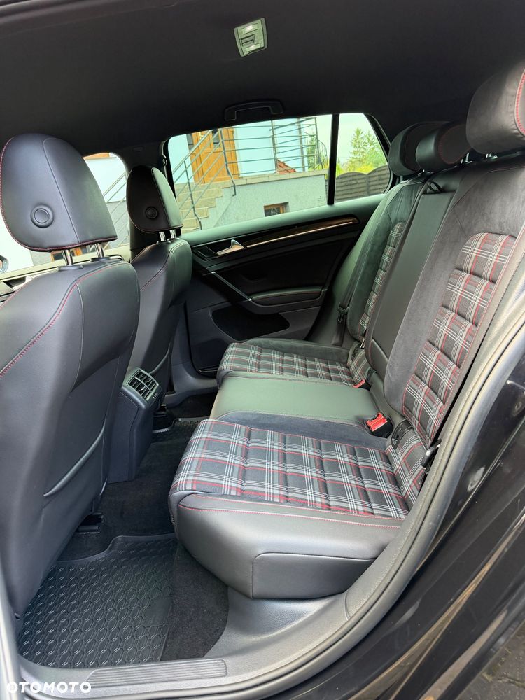 Volkswagen Golf 2.0 TSI BMT GTI Performance DSG - 24