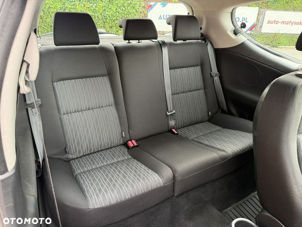 Peugeot 207 1.4 HDi Trendy - 20