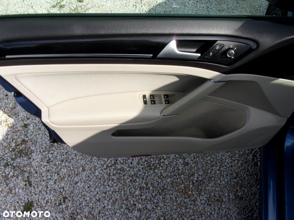 Volkswagen Golf Variant 1.4 TSI DSG Sound - 34