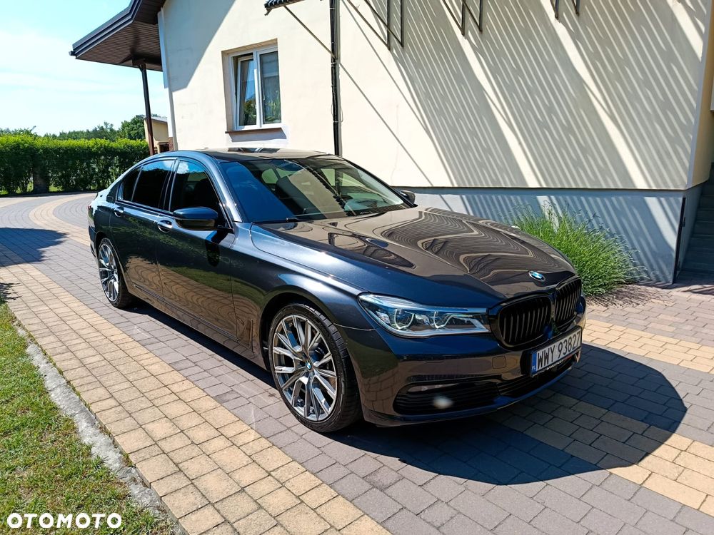 BMW Seria 7 740d xDrive - 11