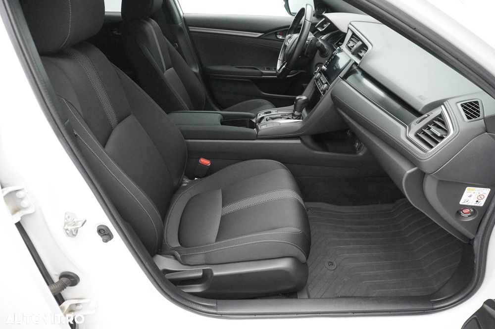 Honda Civic 1.5 VTEC Turbo CVT Sport - 12