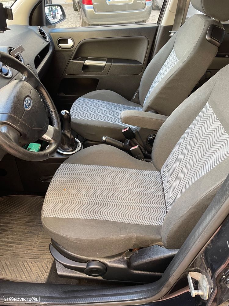 Ford Fusion 1.4 TDCI + - 13