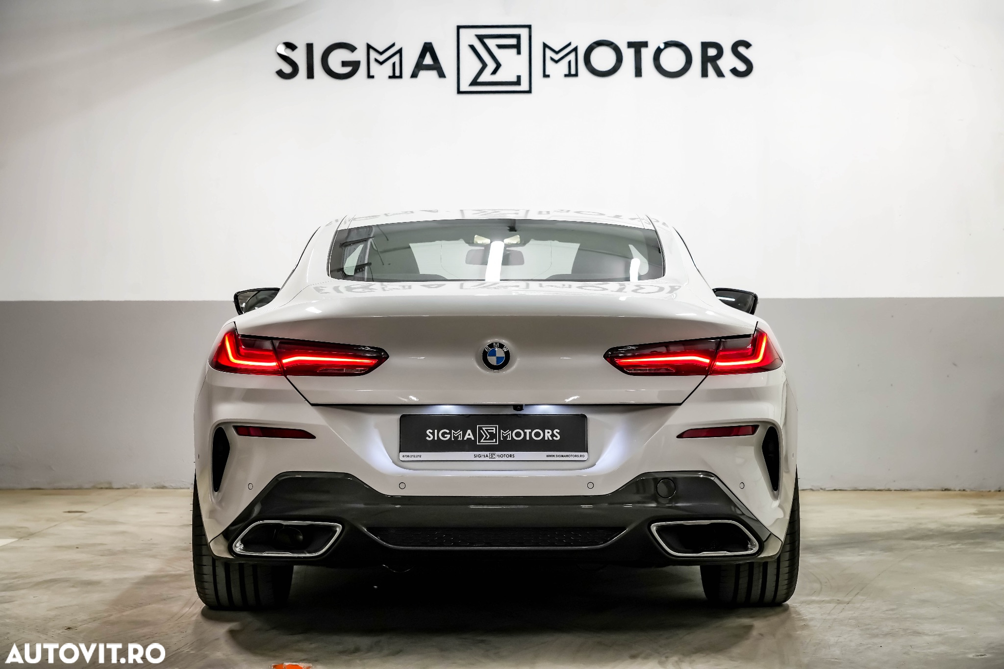 BMW Seria 8 840i - 14
