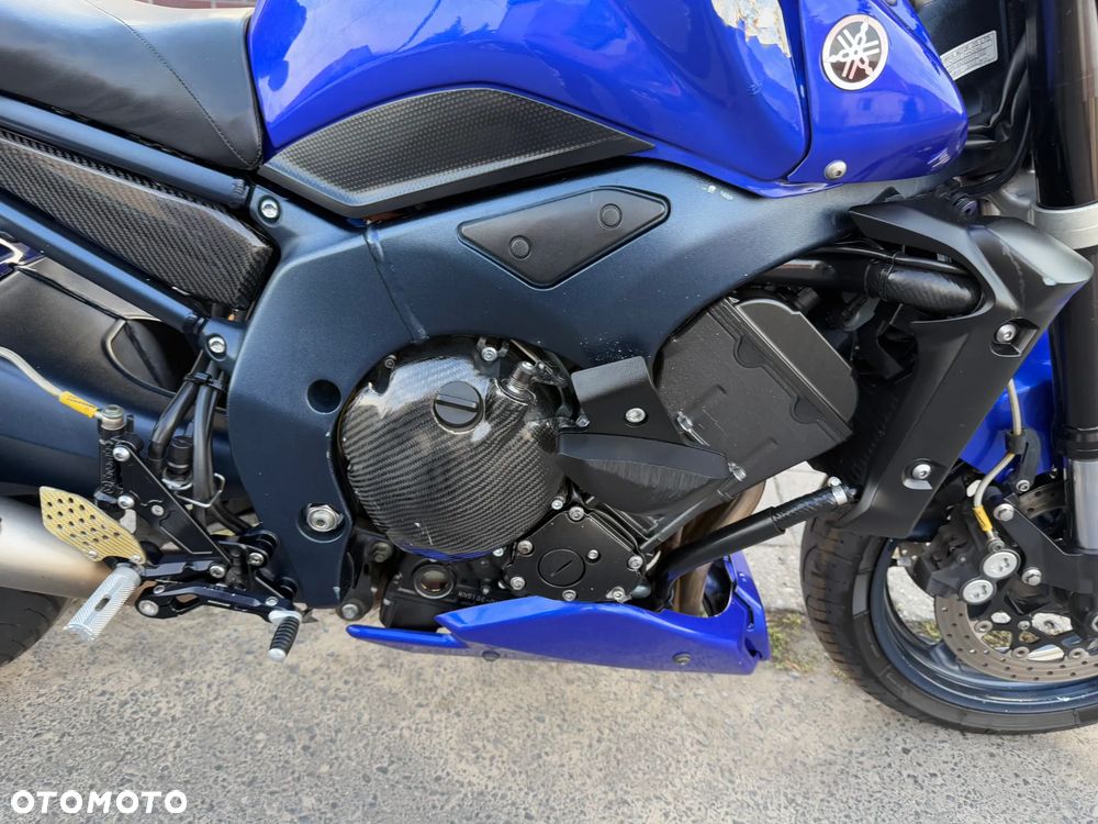 Yamaha FZ - 23