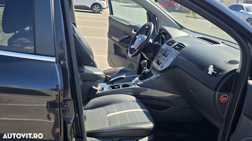 Ford Kuga 2.0L TDCi DPF Titanium - 4