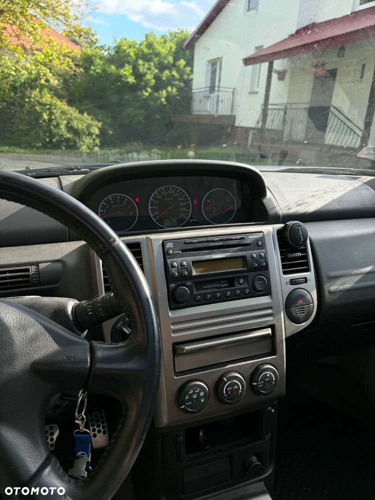 Nissan X-Trail - 12