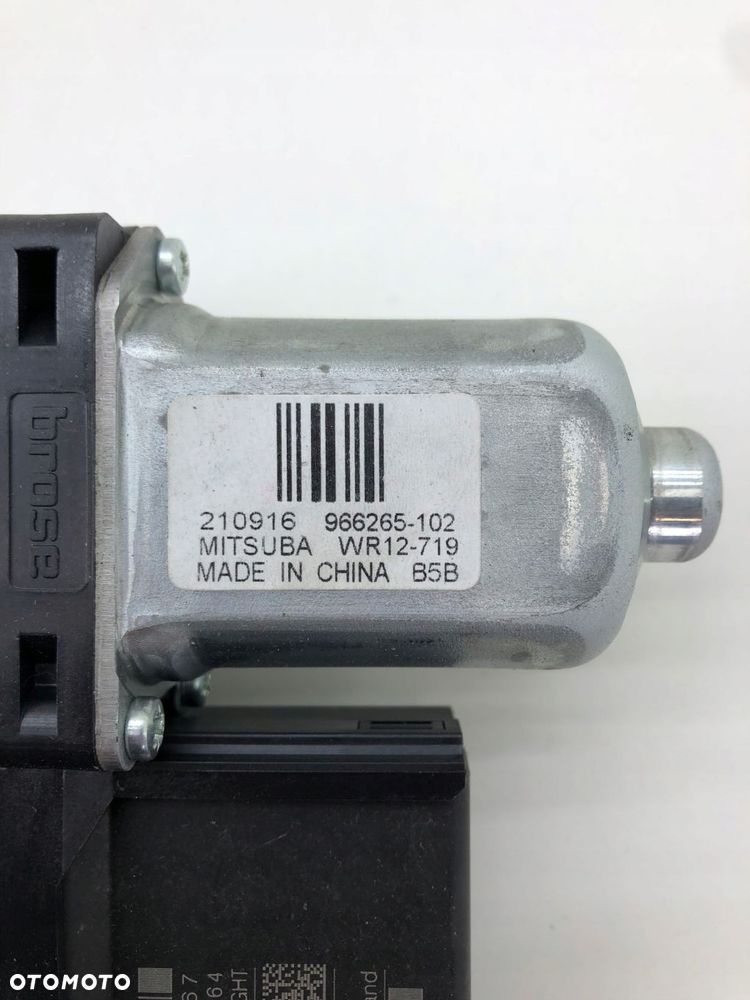 VOLVO XC40 SILNICZEK SZYBY TYLNYCH DRZWI 32283267 - 3