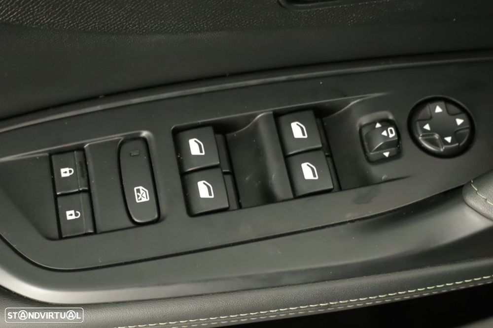 Peugeot 308 1.2 PureTech GT EAT8 - 19