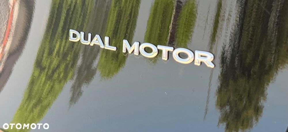 Tesla Model Y Long Range Dual Motor AWD - 5