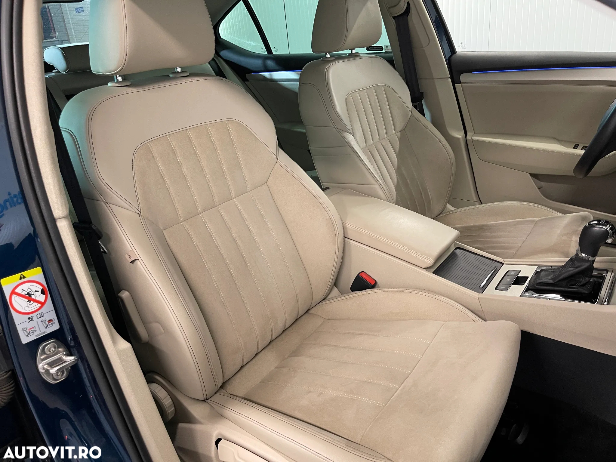 Skoda Superb 2.0 TDI DSG Style - 10