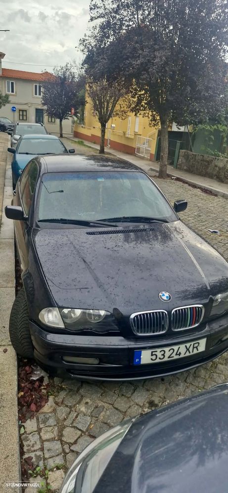 BMW 320 - 6