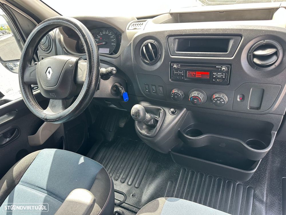 Renault Master 2.3 dCi L2H2 3.3T SS - 12